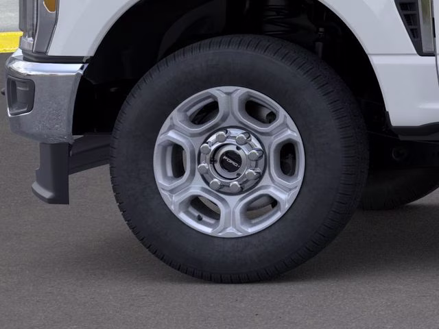 2026 Oxford White Ford Super Duty F-250 SRW XLT 4X4 Truck