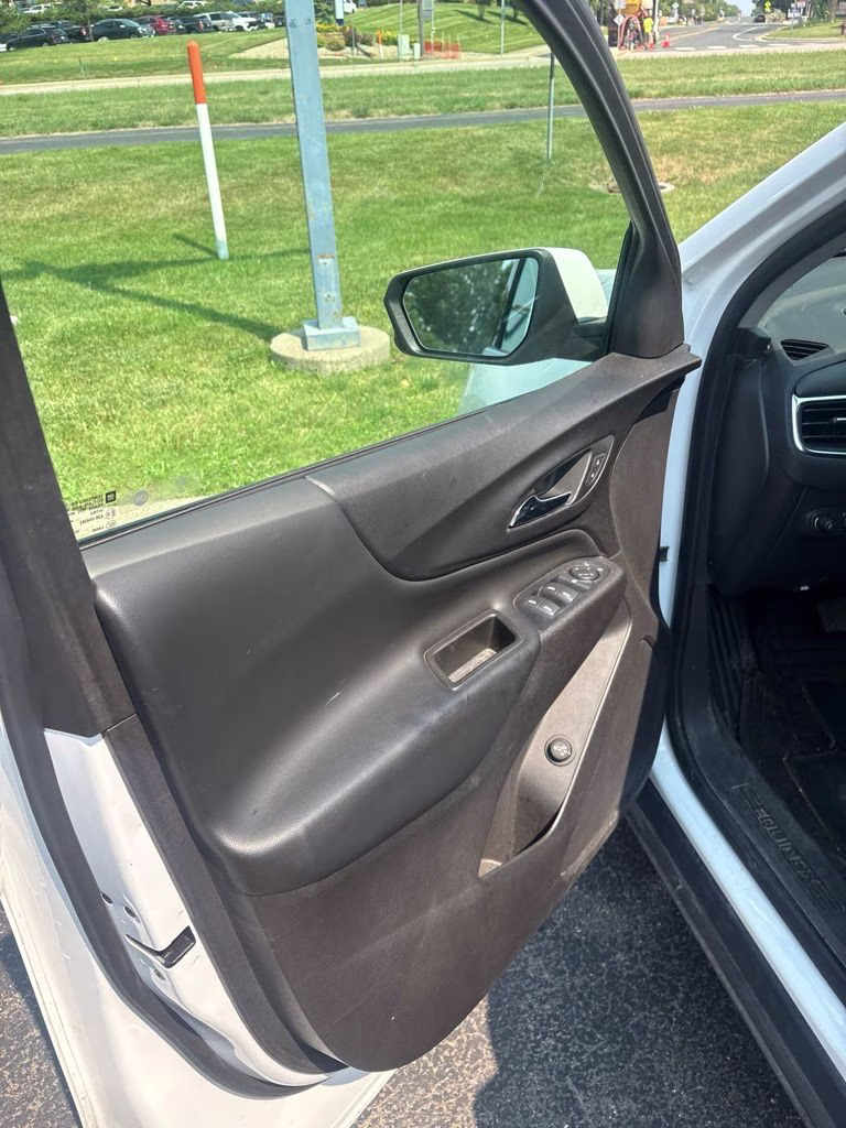 2019 Summit White Chevrolet Equinox LT w/Driver Confidence & Convenience Pkg AWD SUV