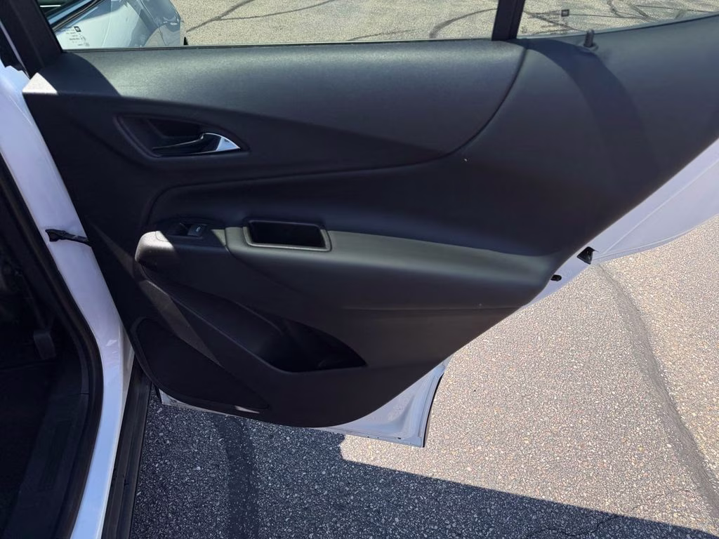 2019 Summit White Chevrolet Equinox LT w/Driver Confidence & Convenience Pkg AWD SUV