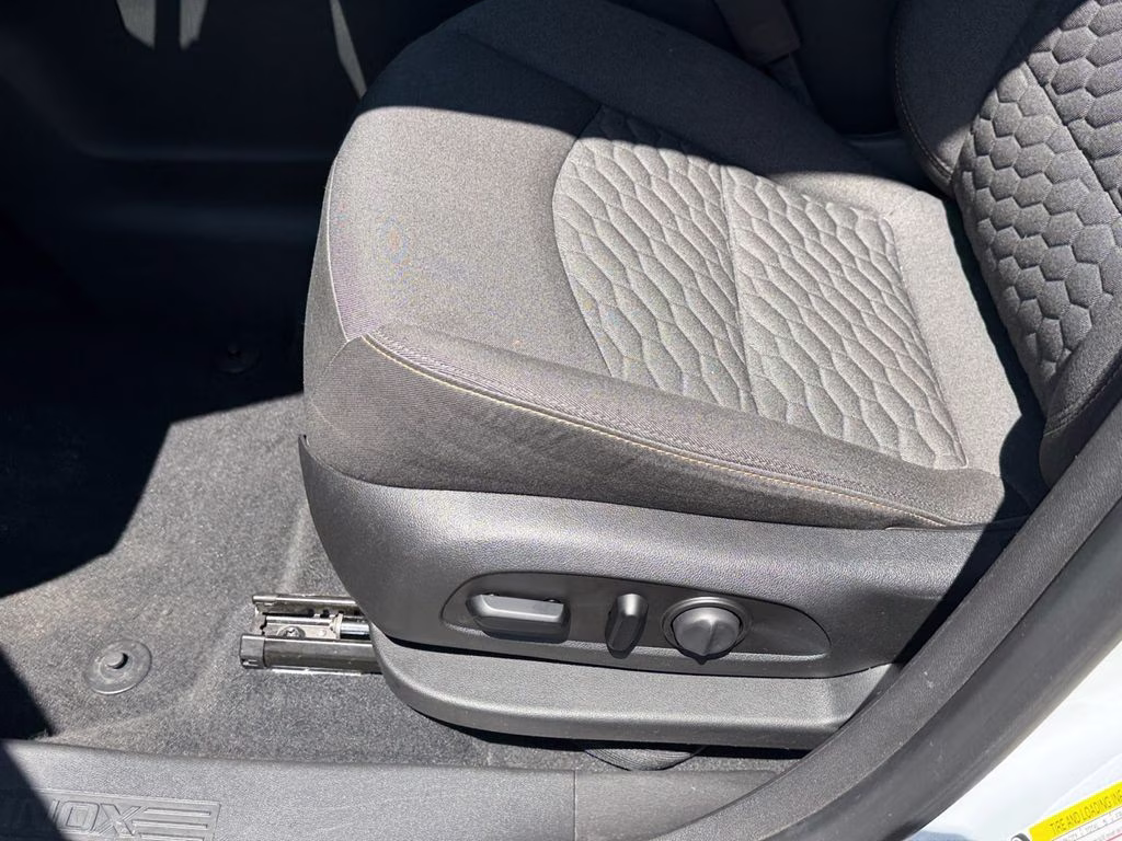 2019 Summit White Chevrolet Equinox LT w/Driver Confidence & Convenience Pkg AWD SUV