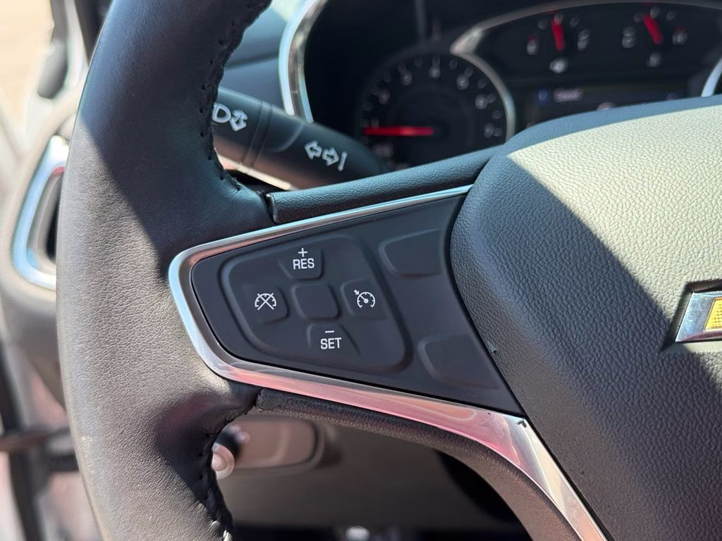 2019 Summit White Chevrolet Equinox LT w/Driver Confidence & Convenience Pkg AWD SUV