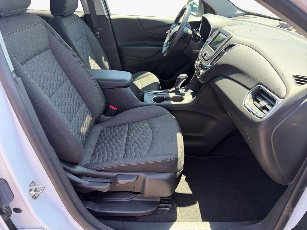 2019 Summit White Chevrolet Equinox LT w/Driver Confidence & Convenience Pkg AWD SUV