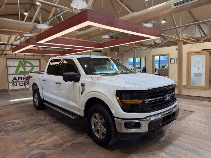 2024 Ford F150 SuperCrew Cab XLT Pickup 4D 6 1/2 ft 4X4