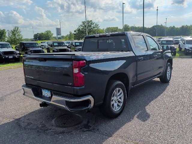 2020 Northsky Blue Metallic Chevrolet Silverado 1500 LT 4X4 Truck