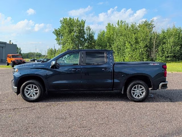 2020 Northsky Blue Metallic Chevrolet Silverado 1500 LT 4X4 Truck