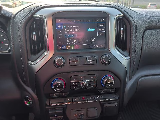 2020 Northsky Blue Metallic Chevrolet Silverado 1500 LT 4X4 Truck