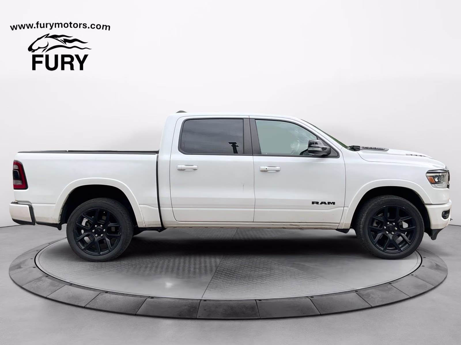 2022 Ivory White Tri-Coat Pearlcoat Ram 1500 Laramie 4X4 Truck