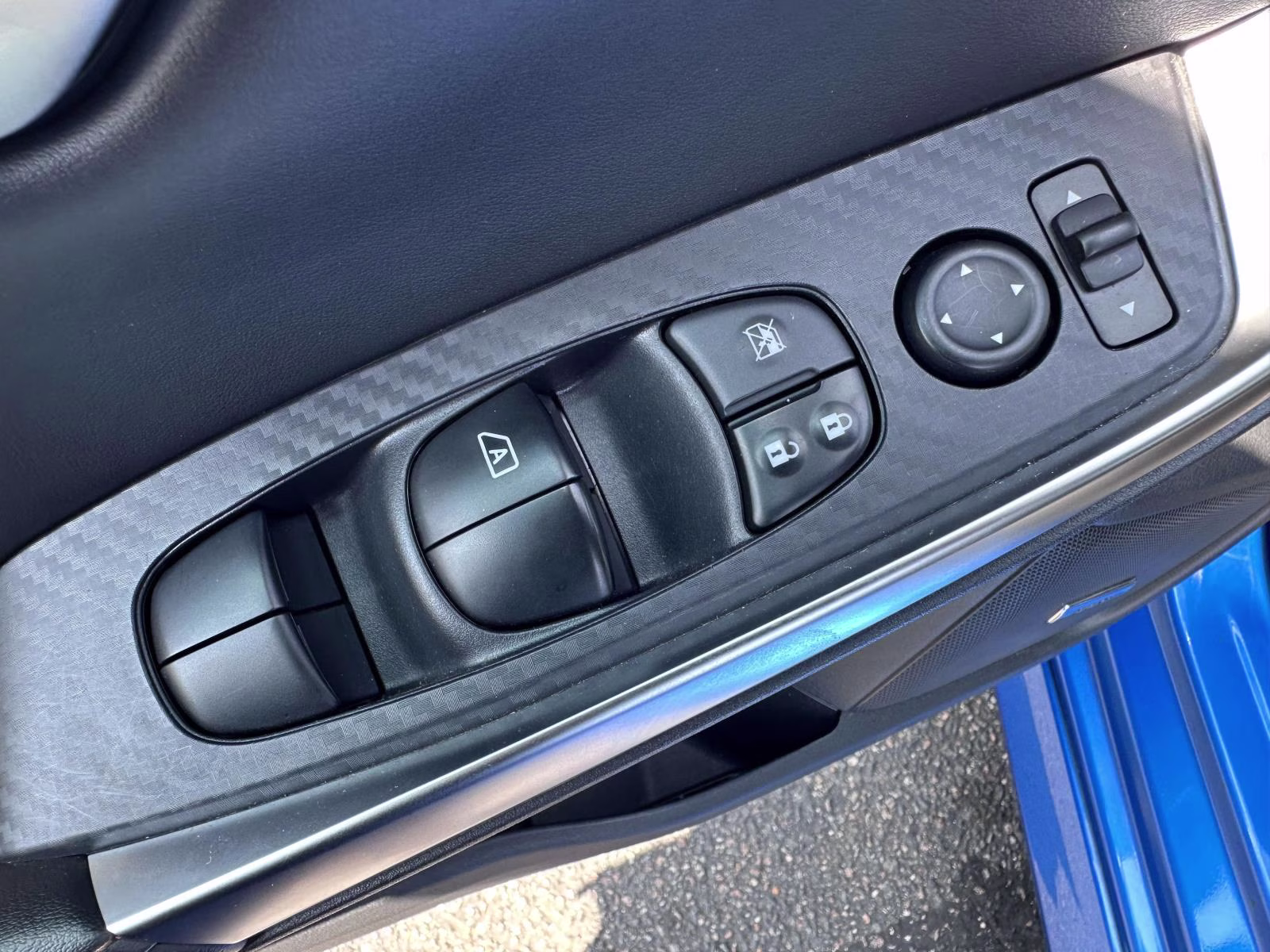 2023 Electric Blue Metallic Nissan Sentra SR CVT FWD Sedan