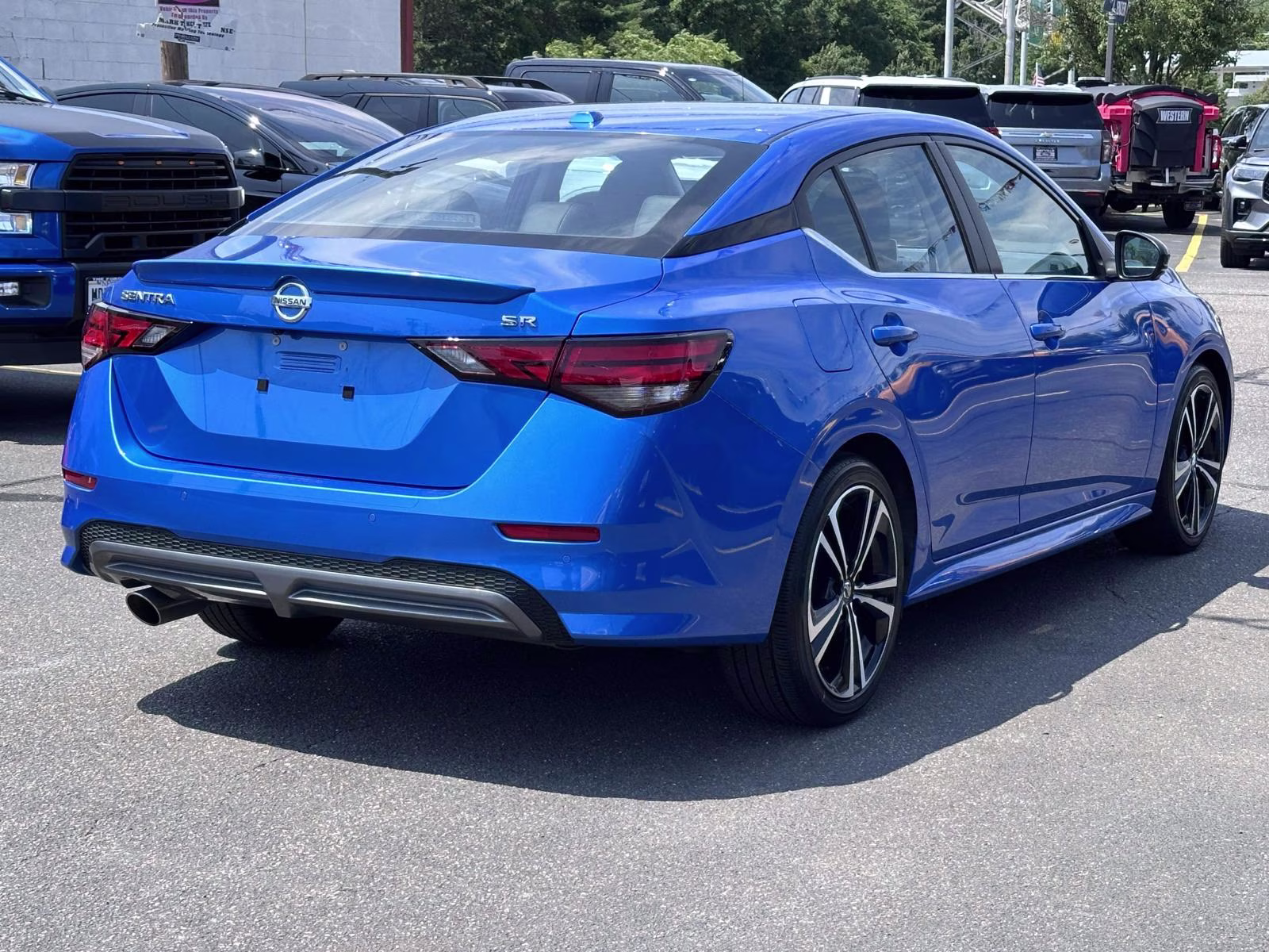 2023 Electric Blue Metallic Nissan Sentra SR CVT FWD Sedan