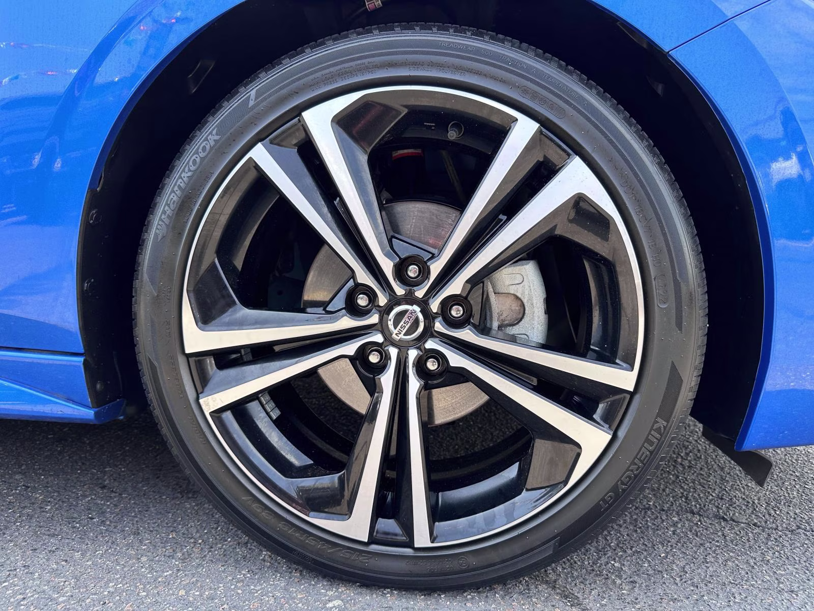 2023 Electric Blue Metallic Nissan Sentra SR CVT FWD Sedan