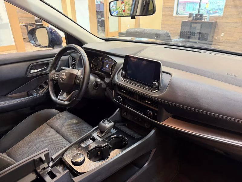 2025 Nissan Rogue SV Sport Utility 4D AWD