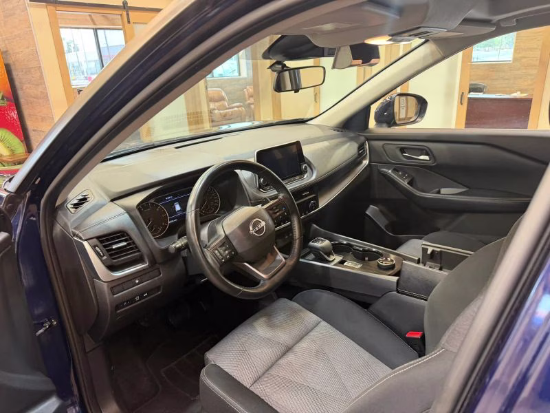2025 Nissan Rogue SV Sport Utility 4D AWD
