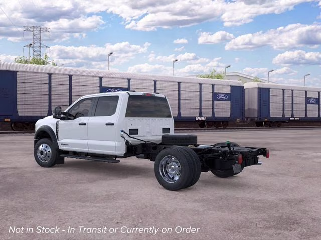 2026 Oxford White Ford Super Duty F-550 DRW XLT DRW 4X4 Chassis