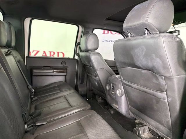 2015 White Platinum Metallic Tri-Coat Ford Super Duty F-250 SRW Platinum 4X4 Truck