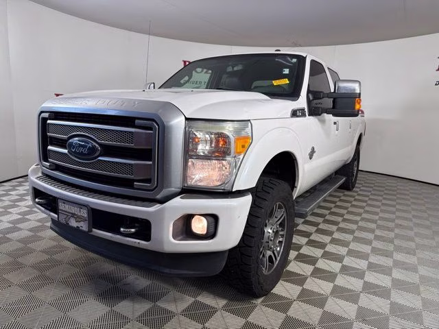 2015 White Platinum Metallic Tri-Coat Ford Super Duty F-250 SRW Platinum 4X4 Truck