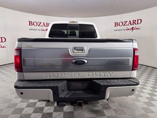 2015 White Platinum Metallic Tri-Coat Ford Super Duty F-250 SRW Platinum 4X4 Truck