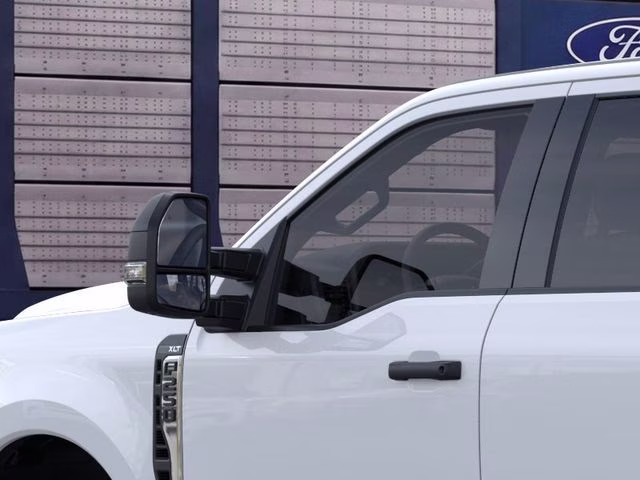 2026 Oxford White Ford Super Duty F-250 SRW XLT 4X4 Truck