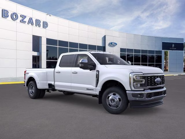 2026 Star White Metallic Tri-Coat Ford Super Duty F-350 DRW Lariat DRW 4X4 Truck