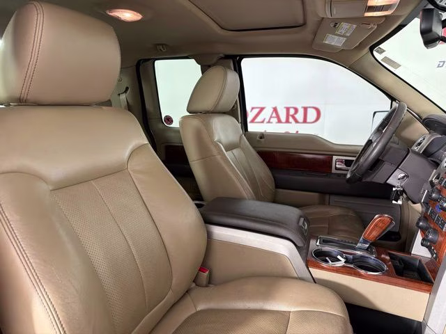 2009 Oxford White Clearcoat Ford F-150 Lariat RWD Truck