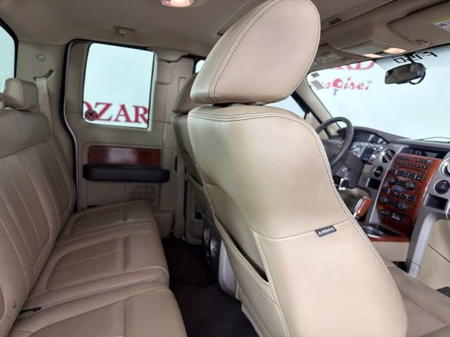2009 Oxford White Clearcoat Ford F-150 Lariat RWD Truck