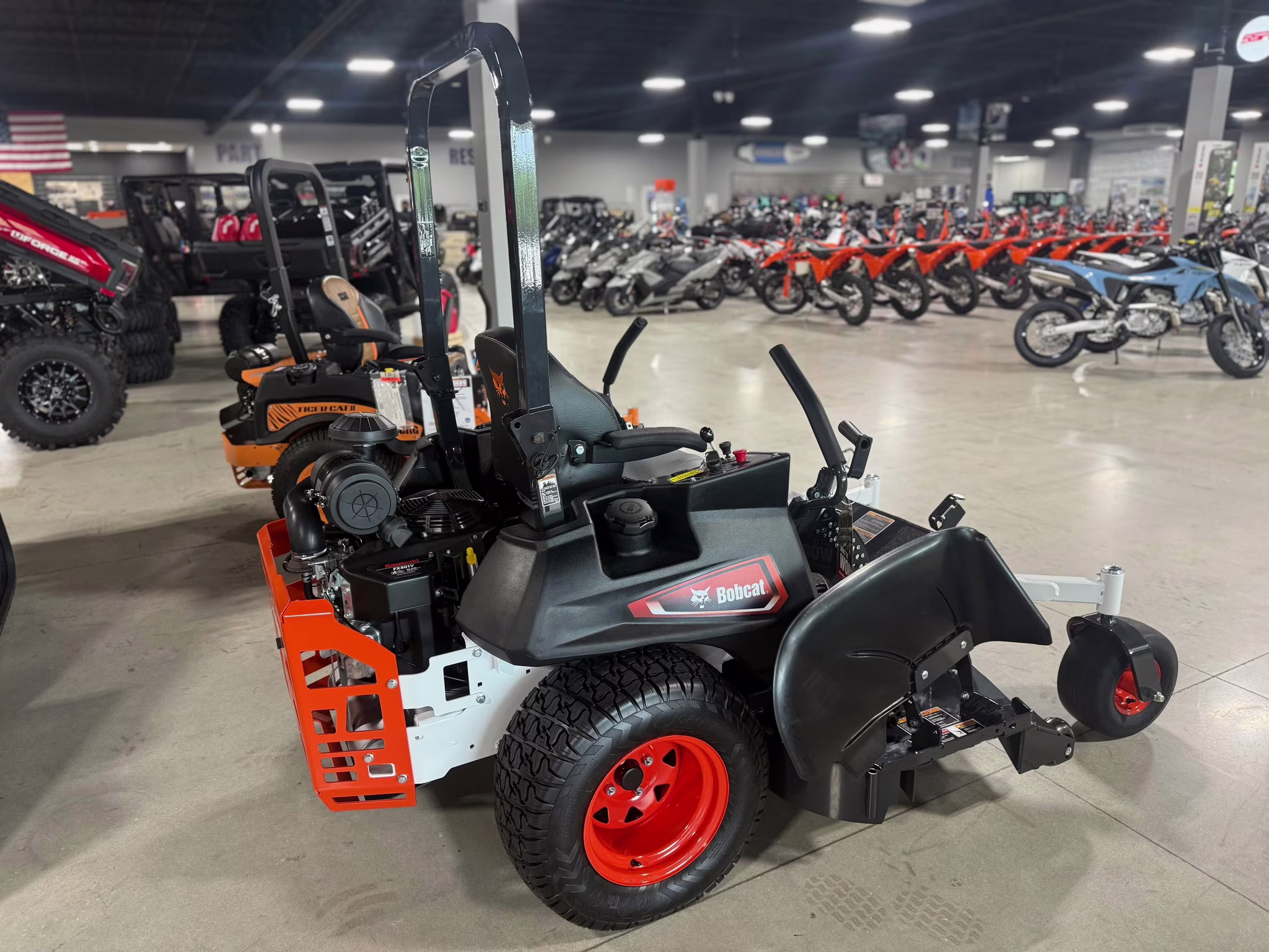 2025 - Bobcat ZT6000 Series ZT6061 Lawn Mower