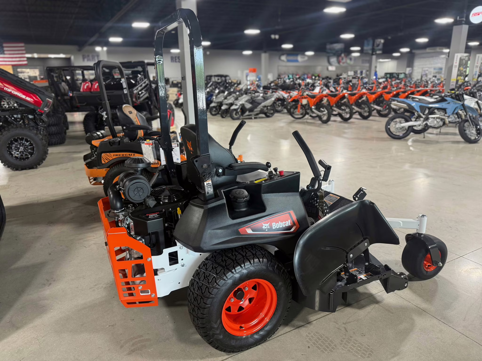 2025 - Bobcat ZT6000 Series ZT6061 Lawn Mower