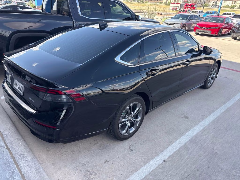 2024 Crystal Black Pearl Honda Accord Hybrid EX-L FWD Sedan