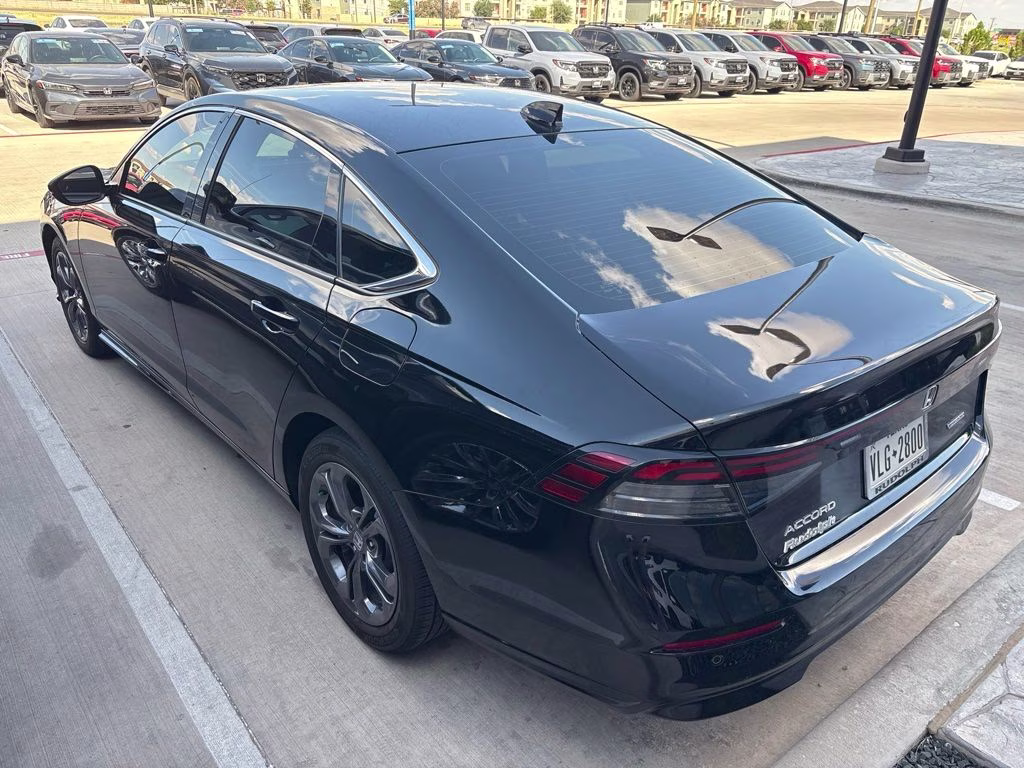 2024 Crystal Black Pearl Honda Accord Hybrid EX-L FWD Sedan