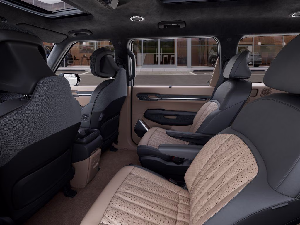 2026 Glacial White Pearl/Ebony Black Roof Kia EV9 GT-Line AWD SUV