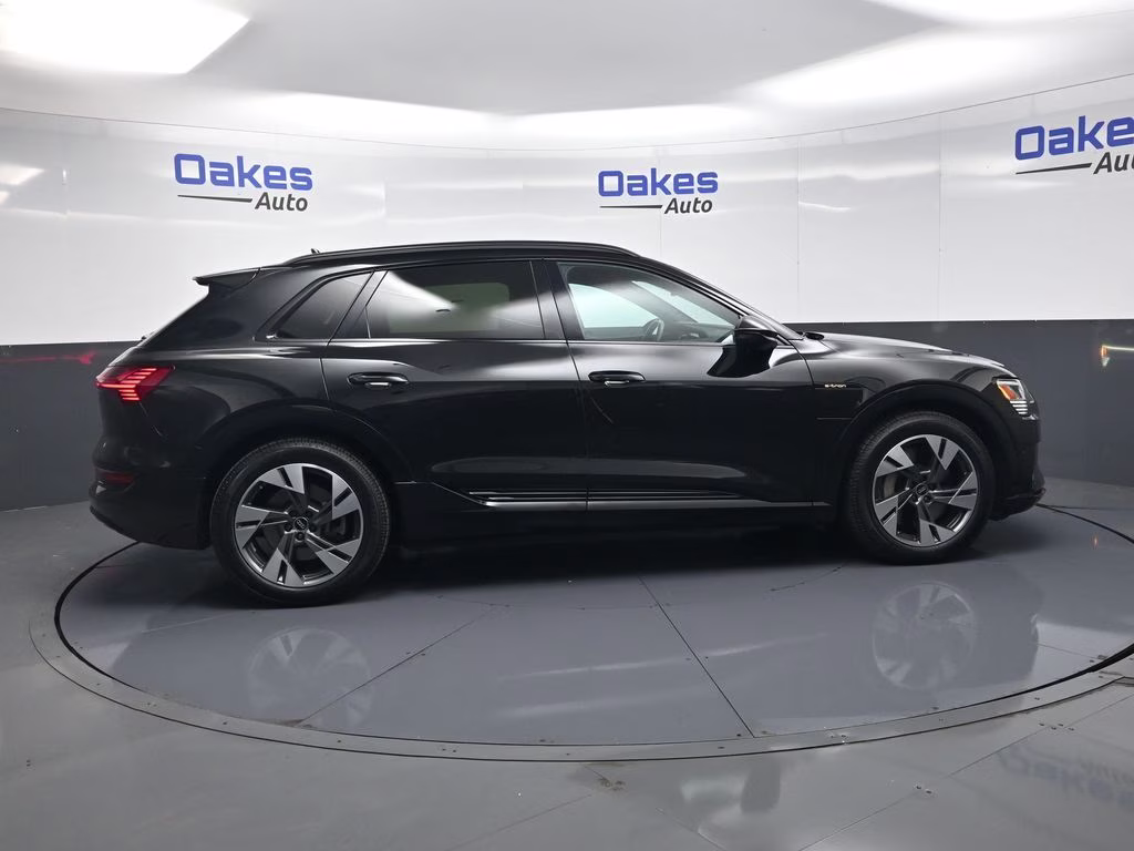 2022 Black Metallic Audi e-tron Premium AWD SUV