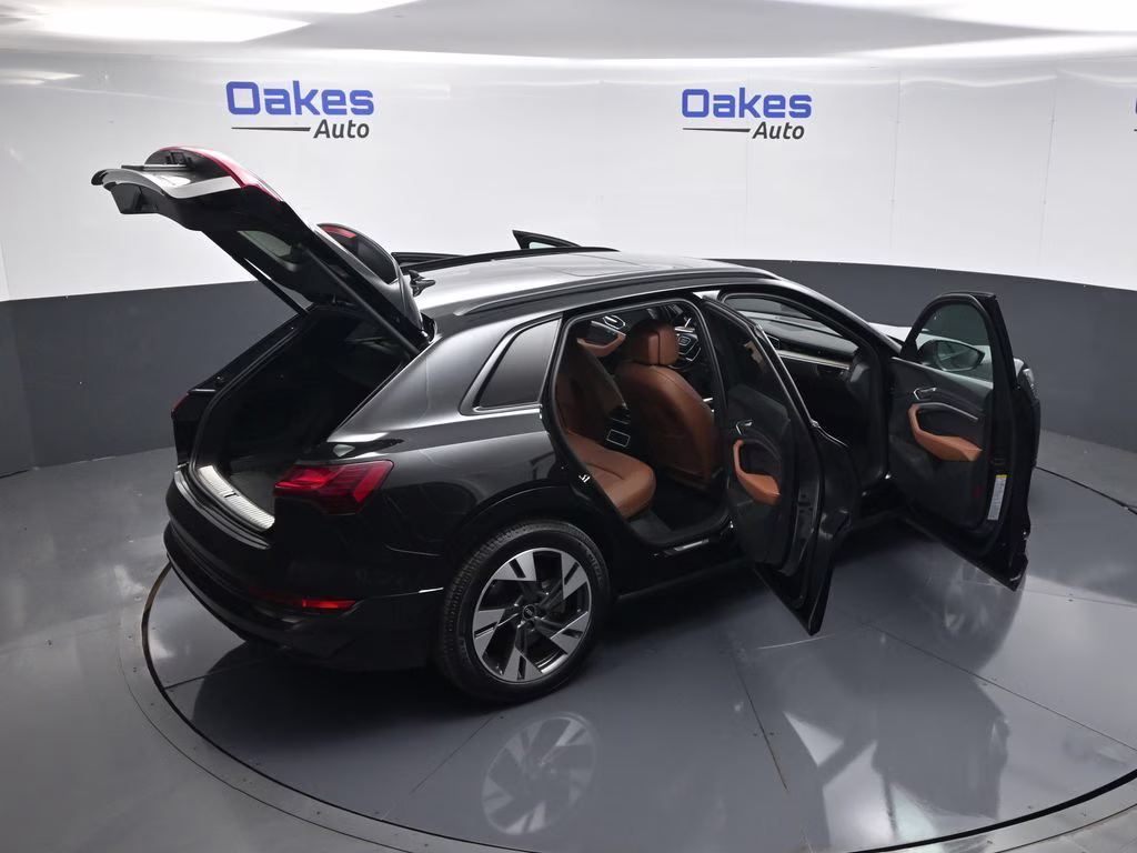 2022 Black Metallic Audi e-tron Premium AWD SUV