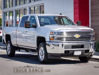 2017 Silver Ice Metallic Chevrolet Silverado 2500HD LT 4X4 Truck