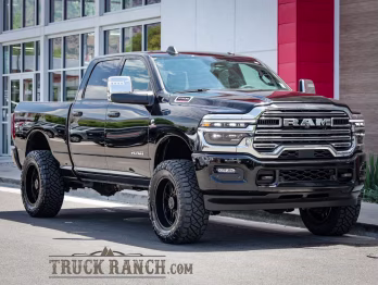 2026 Diamond Black Crystal Pearlcoat Ram 2500 Laramie 4X4 Truck