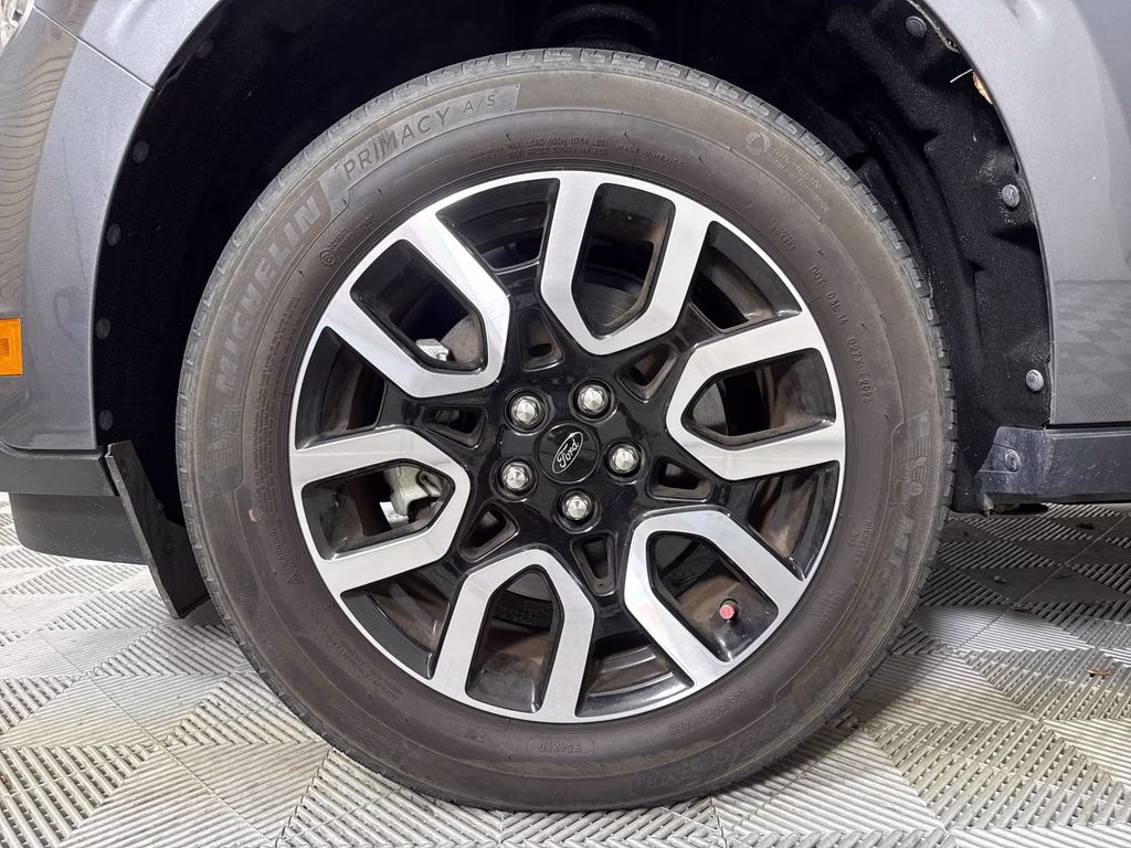 2023 Carbonized Gray Metallic Ford Maverick Lariat FWD Truck