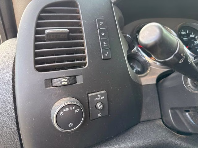 2013 Black Chevrolet Silverado 1500 LT 4X4 Truck