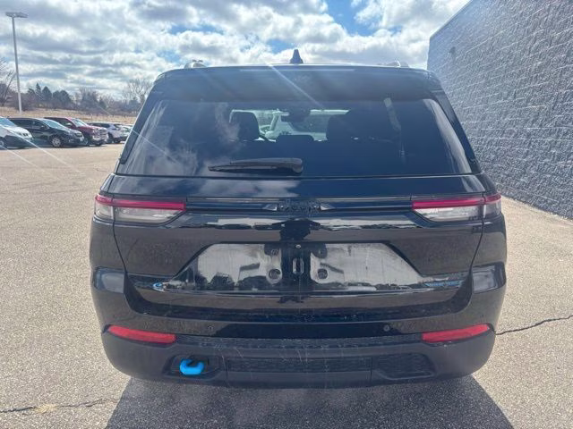 2022 Diamond Black Crystal Pearlcoat Jeep Grand Cherokee Trailhawk 4xe 4X4 SUV