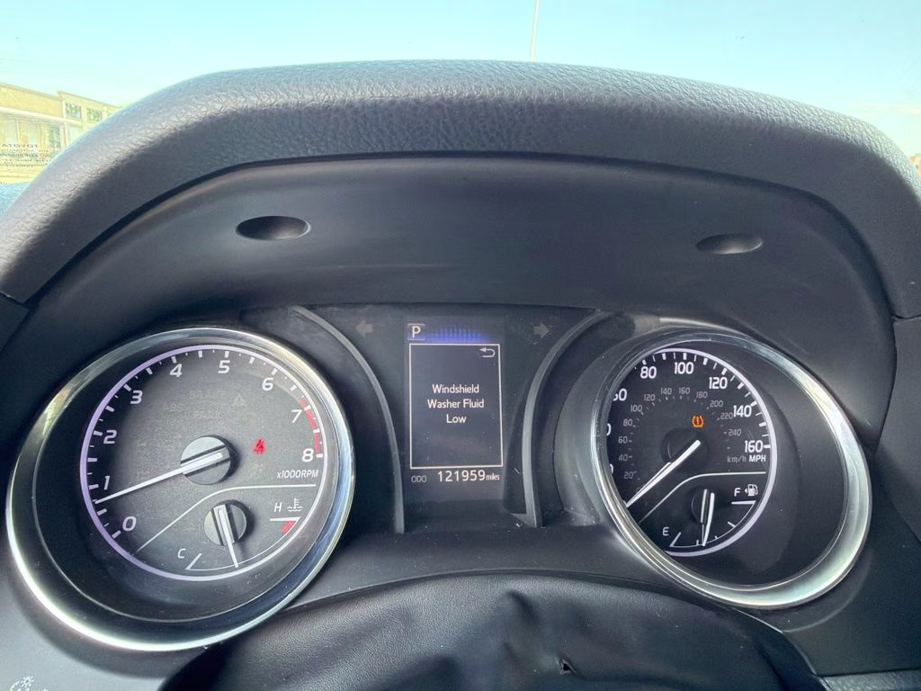 2019 Predawn Gray Mica Toyota Camry SE FWD Sedan