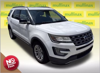 2017 Oxford White Ford Explorer XLT FWD SUV