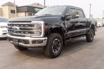2023 Black Ford Super Duty F-250 SRW Lariat 4X4 Truck
