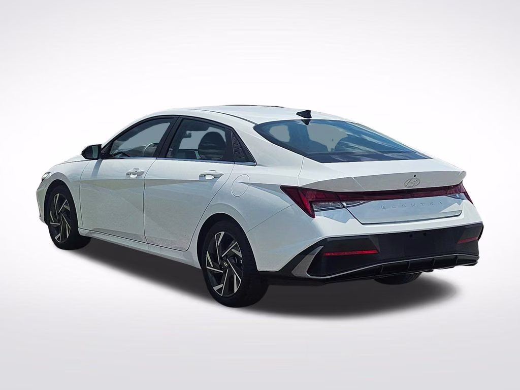 2025 Serenity White Hyundai Elantra SEL Convenience FWD Sedan