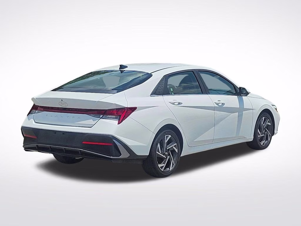 2025 Serenity White Hyundai Elantra SEL Convenience FWD Sedan