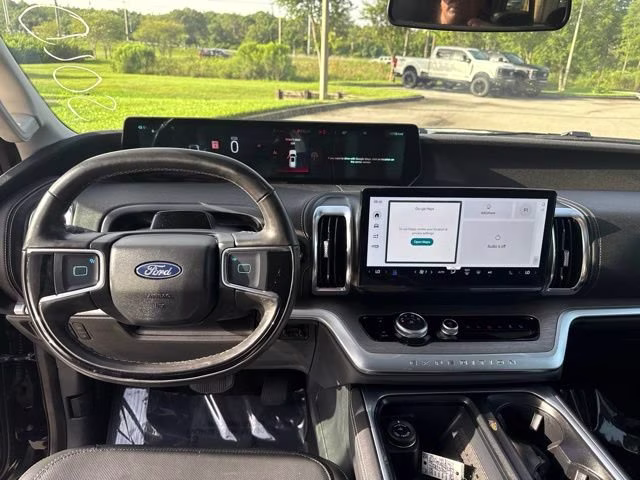 2025 Agate Black Metallic Ford Expedition Max Platinum 4X4 SUV