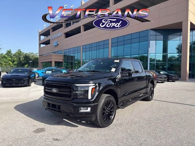 2024 Agate Black Metallic Ford F-150 LARIAT Crew Cab Pickup 4X4 Truck