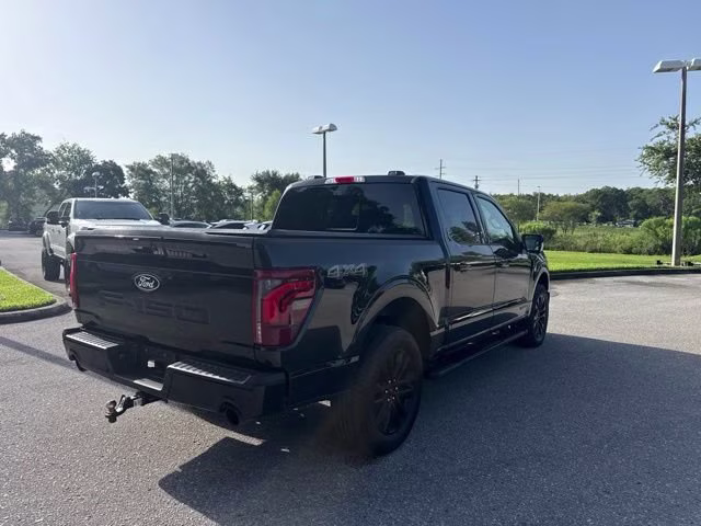 2024 Agate Black Metallic Ford F-150 LARIAT Crew Cab Pickup 4X4 Truck