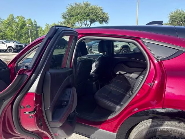 2025 Molten Magenta Metallic Tinted Clearcoat Ford Mustang Mach-E Premium RWD SUV