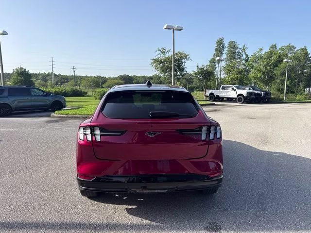 2025 Molten Magenta Metallic Tinted Clearcoat Ford Mustang Mach-E Premium RWD SUV