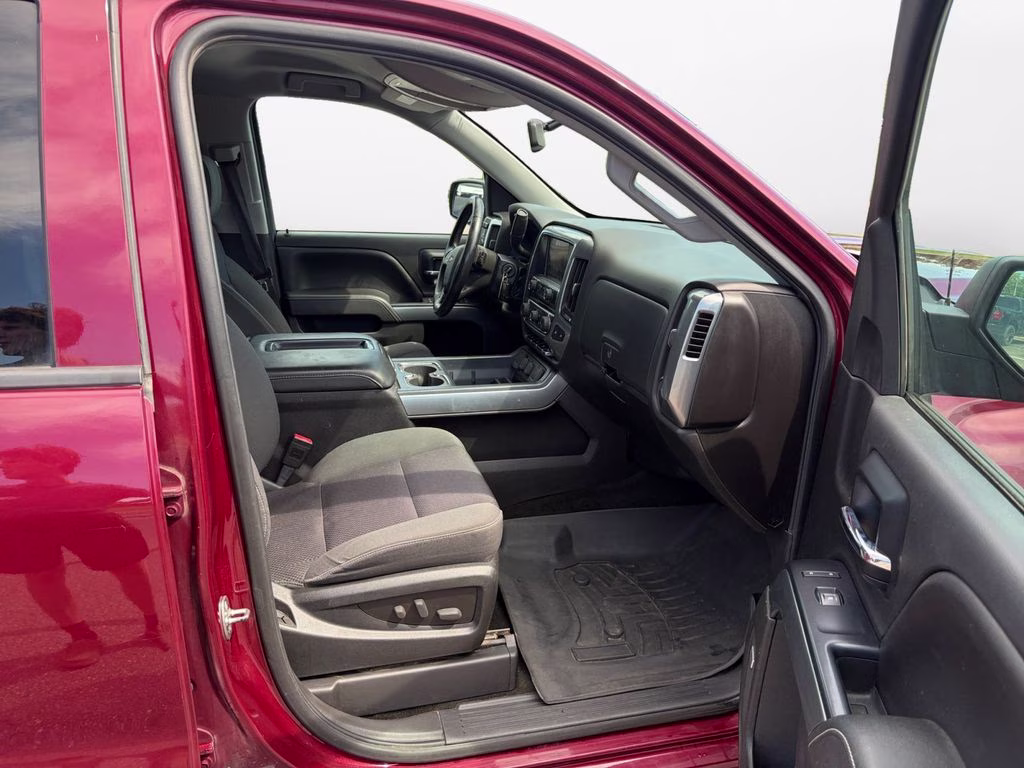 2014 Deep Ruby Metallic Chevrolet Silverado 1500 LT1 w/Preferred Equipt 4X4 Truck