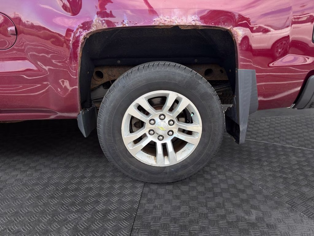 2014 Deep Ruby Metallic Chevrolet Silverado 1500 LT1 w/Preferred Equipt 4X4 Truck
