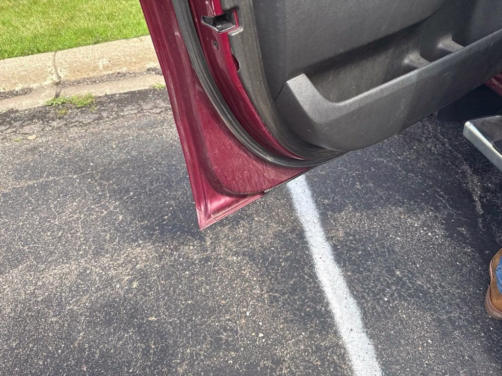 2014 Deep Ruby Metallic Chevrolet Silverado 1500 LT1 w/Preferred Equipt 4X4 Truck