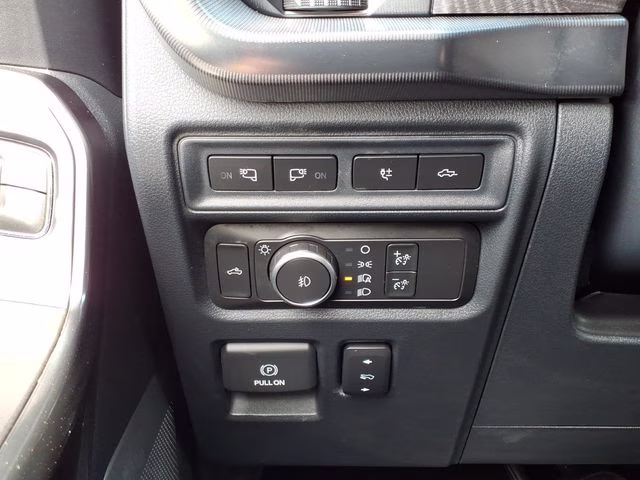 2021 Silver Metallic Ford F-150 Platinum 4X4 Truck